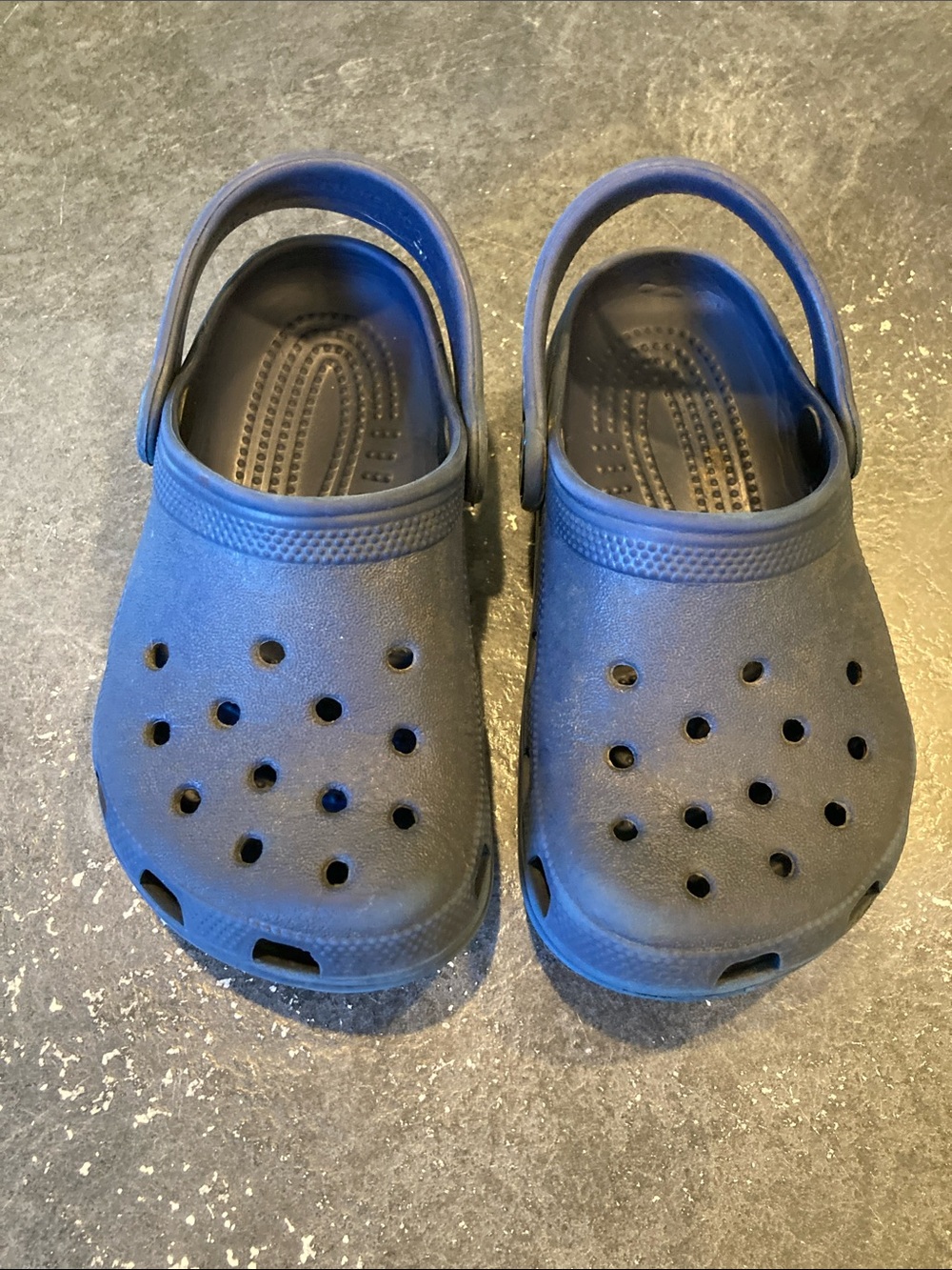 Kids Crocs navy blue closed toe sandals shoes size 8/9